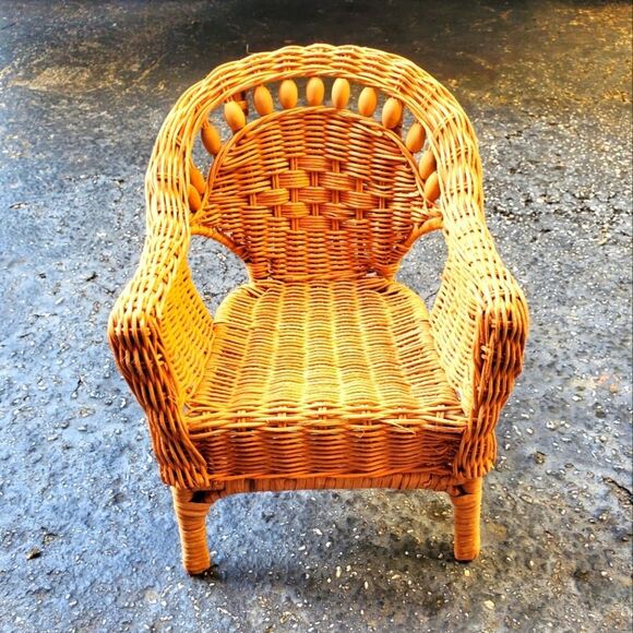 Wicker Rattan Toy Bead Trim Large Arm Chair Furniture for American Doll or Bear - Picture 1 of 9